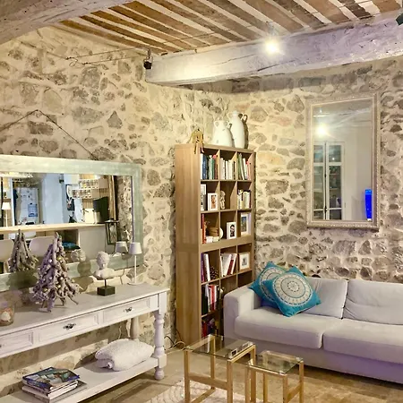 Suquet Cosy Lägenhet *