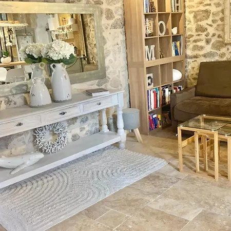 Апартаменты Suquet Cosy *